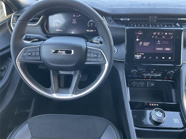 new 2025 Jeep Grand Cherokee car, priced at $43,855
