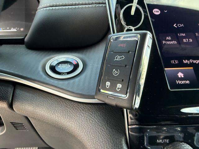 new 2025 Jeep Grand Cherokee L car, priced at $44,655