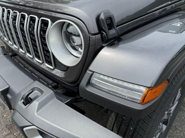 new 2025 Jeep Wrangler car, priced at $53,740