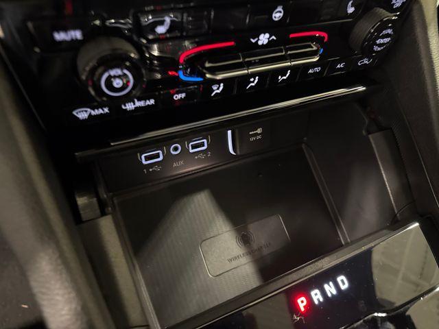 new 2025 Jeep Grand Cherokee car, priced at $40,772