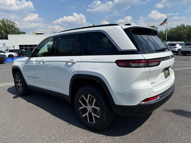 new 2025 Jeep Grand Cherokee car, priced at $48,226