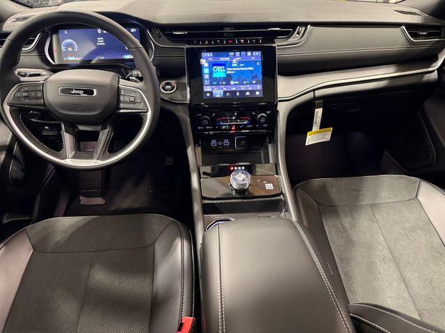 new 2025 Jeep Grand Cherokee car, priced at $49,370