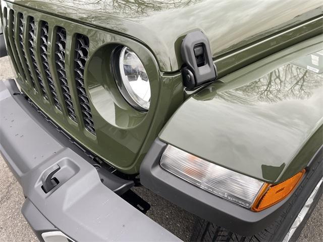 new 2023 Jeep Gladiator car, priced at $56,325