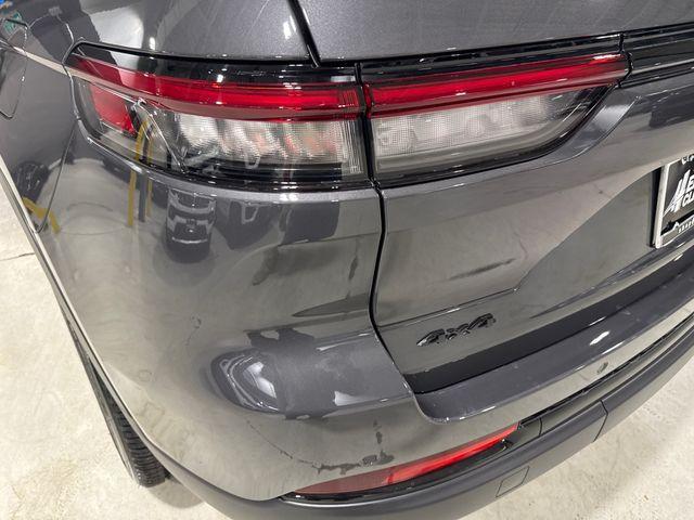 new 2025 Jeep Grand Cherokee car, priced at $41,928