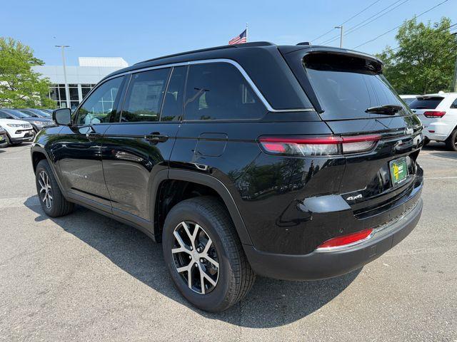 new 2025 Jeep Grand Cherokee car, priced at $45,870