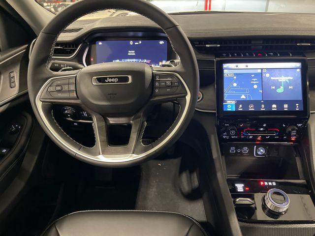 new 2025 Jeep Grand Cherokee car, priced at $45,870