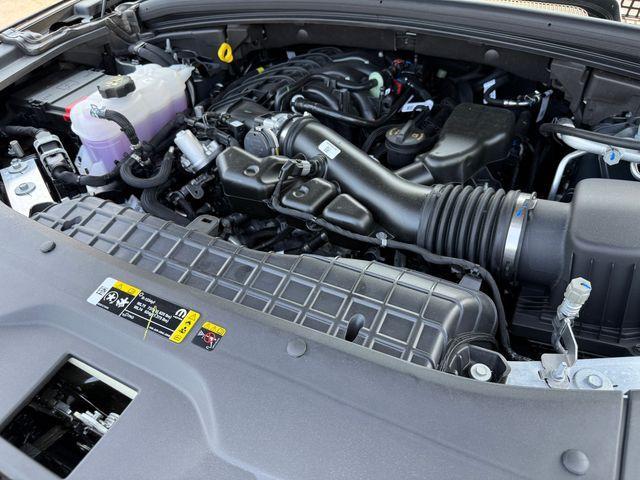 new 2025 Jeep Grand Cherokee car, priced at $45,870