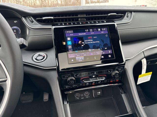 new 2025 Jeep Grand Cherokee L car, priced at $41,630