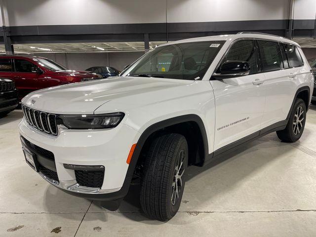 new 2025 Jeep Grand Cherokee L car, priced at $47,942