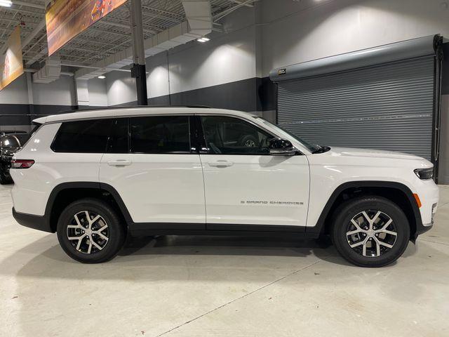 new 2025 Jeep Grand Cherokee L car, priced at $47,942