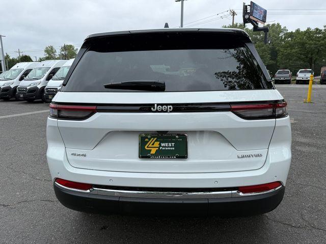 new 2025 Jeep Grand Cherokee car, priced at $41,571