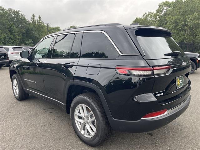 new 2024 Jeep Grand Cherokee car, priced at $37,961