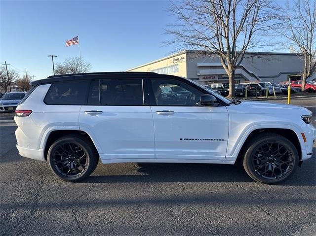 new 2025 Jeep Grand Cherokee L car, priced at $67,750