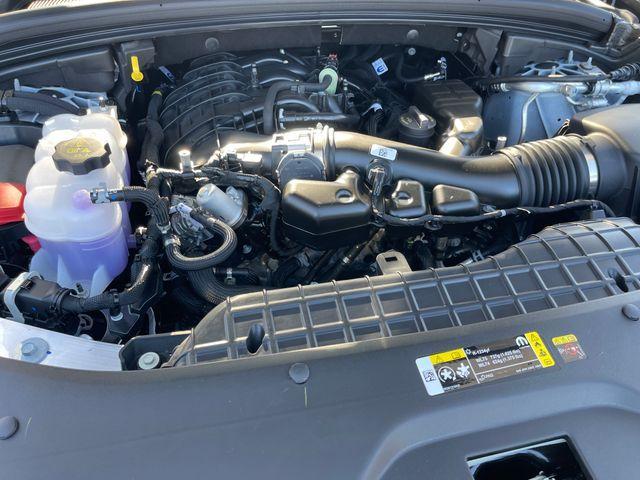 new 2025 Jeep Grand Cherokee car, priced at $46,665