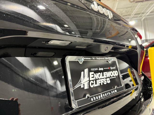 new 2025 Jeep Grand Cherokee car, priced at $46,260