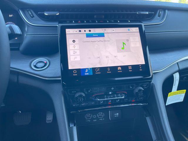 new 2025 Jeep Grand Cherokee car, priced at $46,260