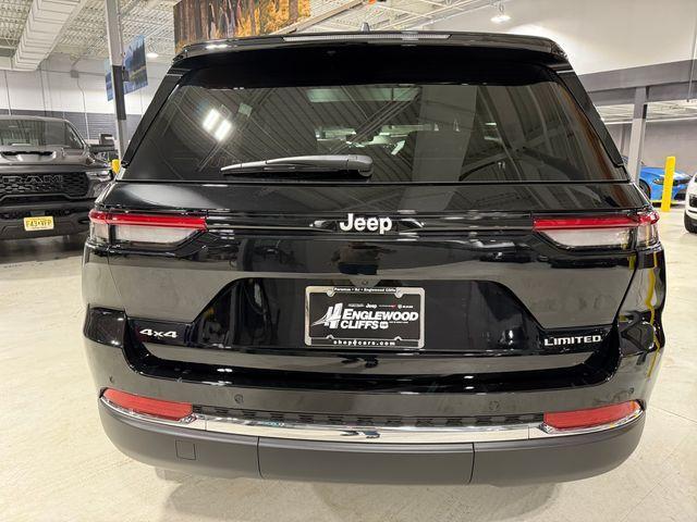 new 2025 Jeep Grand Cherokee car, priced at $46,260