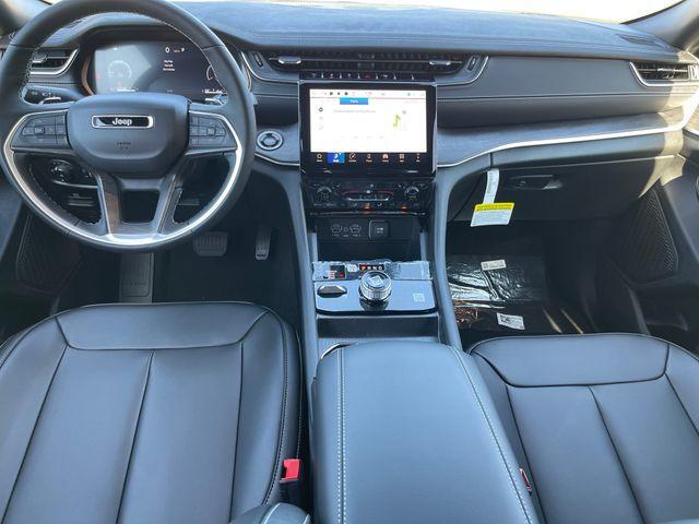 new 2025 Jeep Grand Cherokee car, priced at $46,260