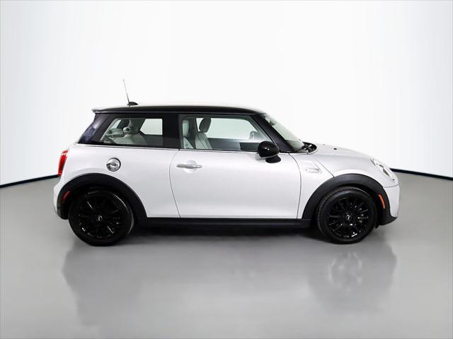 used 2018 MINI Hardtop car, priced at $12,997