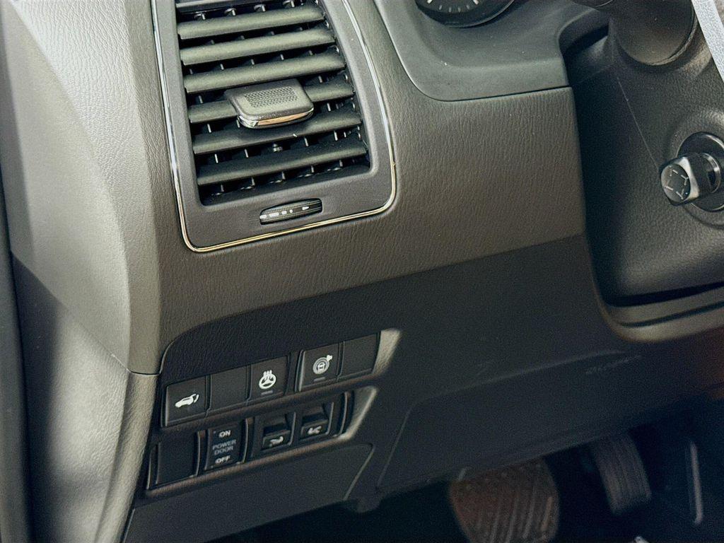 used 2023 INFINITI QX80 car, priced at $50,987