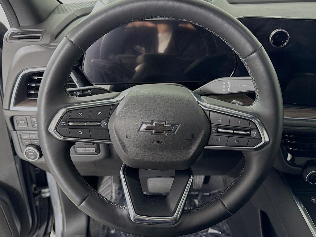 used 2025 Chevrolet Suburban car, priced at $73,987