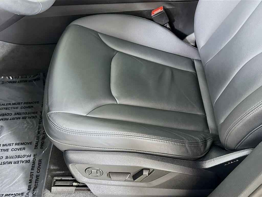 used 2023 Audi Q7 car, priced at $44,987