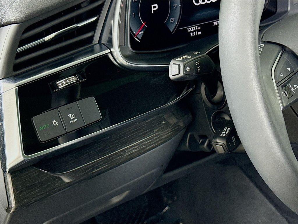 used 2025 Audi Q7 car, priced at $59,987
