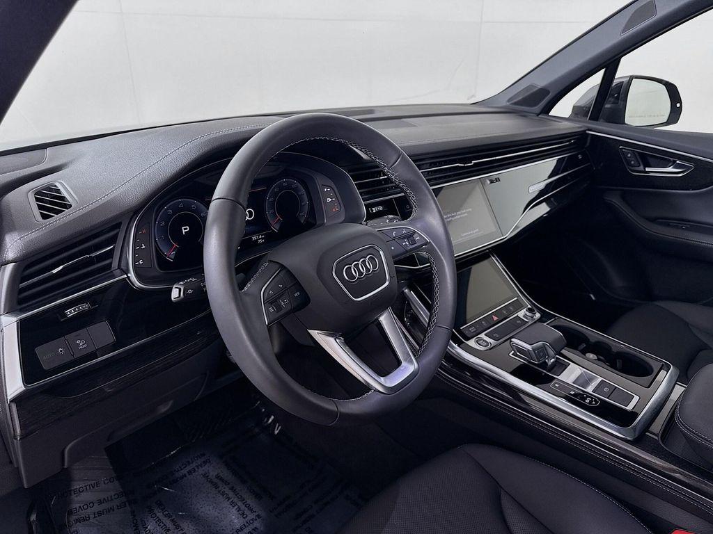 used 2025 Audi Q7 car, priced at $59,987