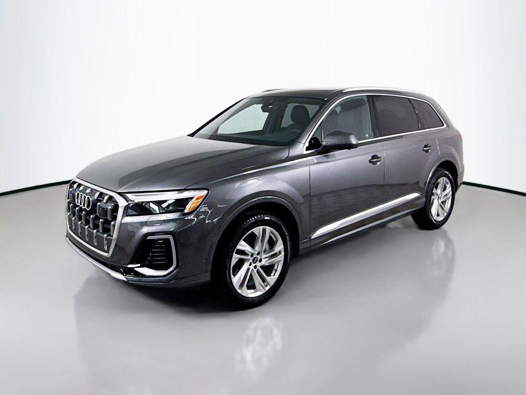 used 2025 Audi Q7 car, priced at $59,987