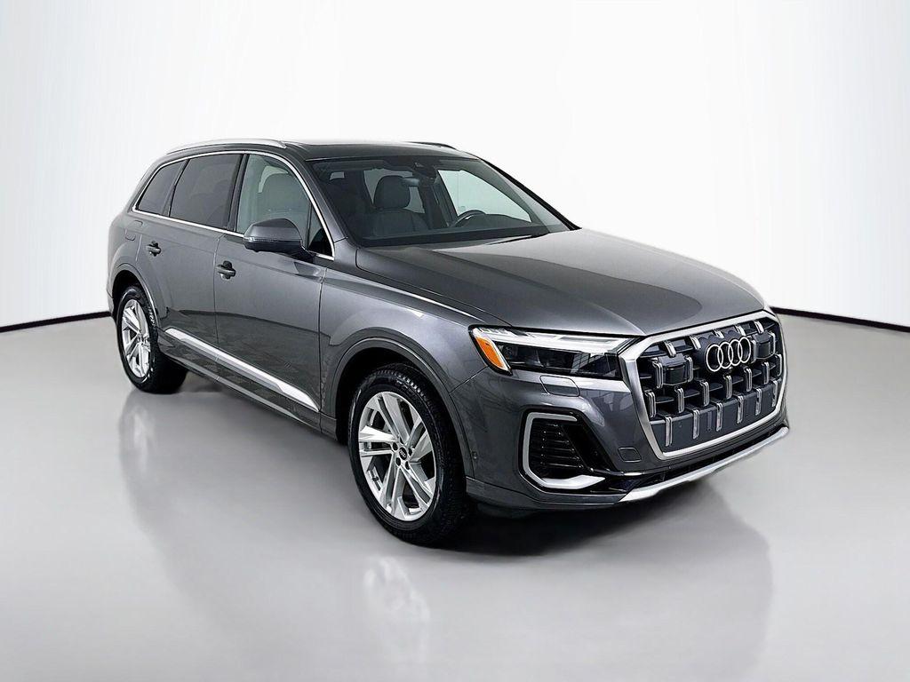 used 2025 Audi Q7 car, priced at $59,987
