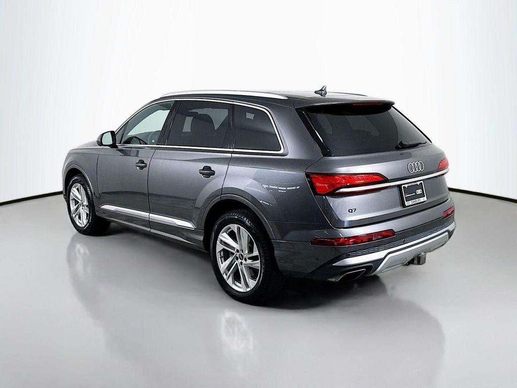 used 2025 Audi Q7 car, priced at $59,987