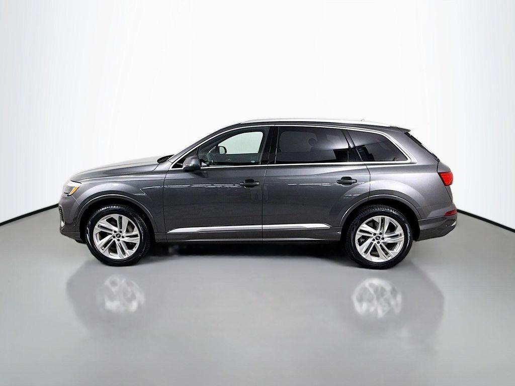 used 2025 Audi Q7 car, priced at $59,987