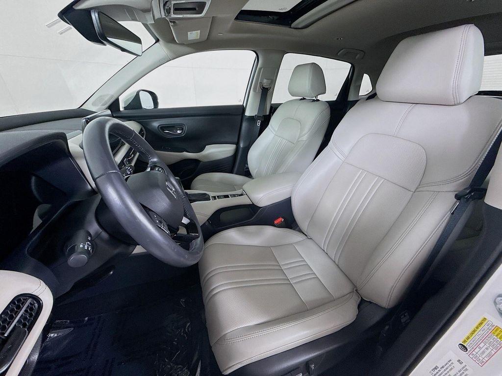 used 2025 Honda HR-V car, priced at $27,997