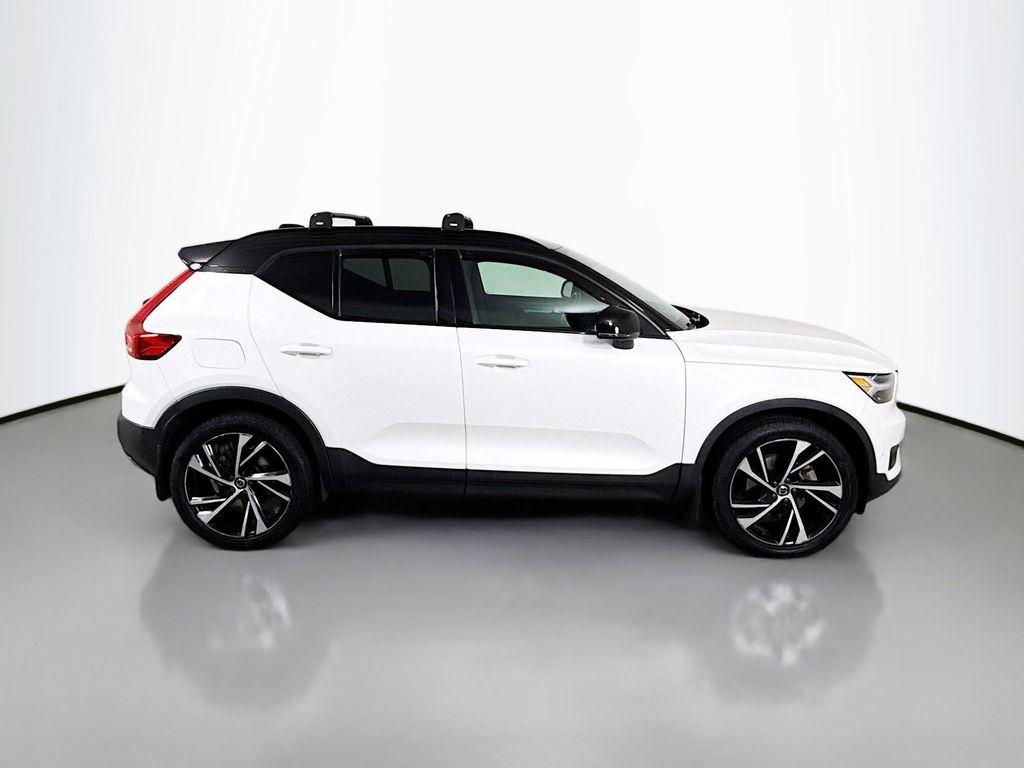 used 2020 Volvo XC40 car, priced at $26,297
