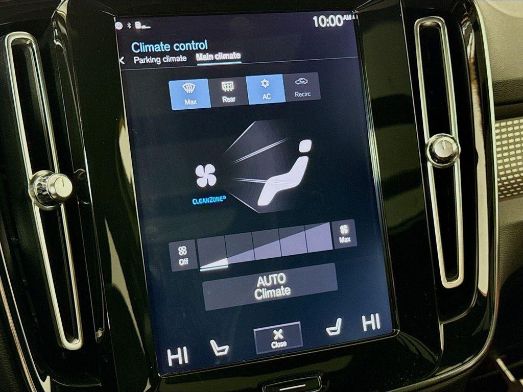used 2020 Volvo XC40 car, priced at $26,297
