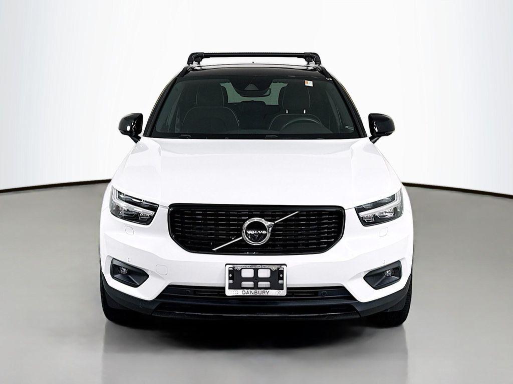 used 2020 Volvo XC40 car, priced at $26,297