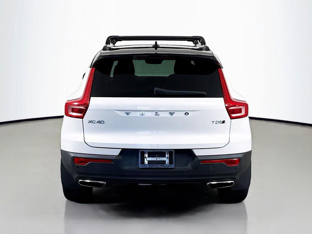 used 2020 Volvo XC40 car, priced at $26,297