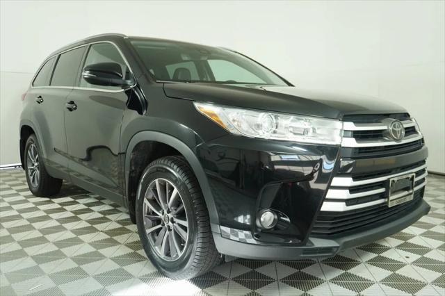 used 2019 Toyota Highlander car, priced at $23,797