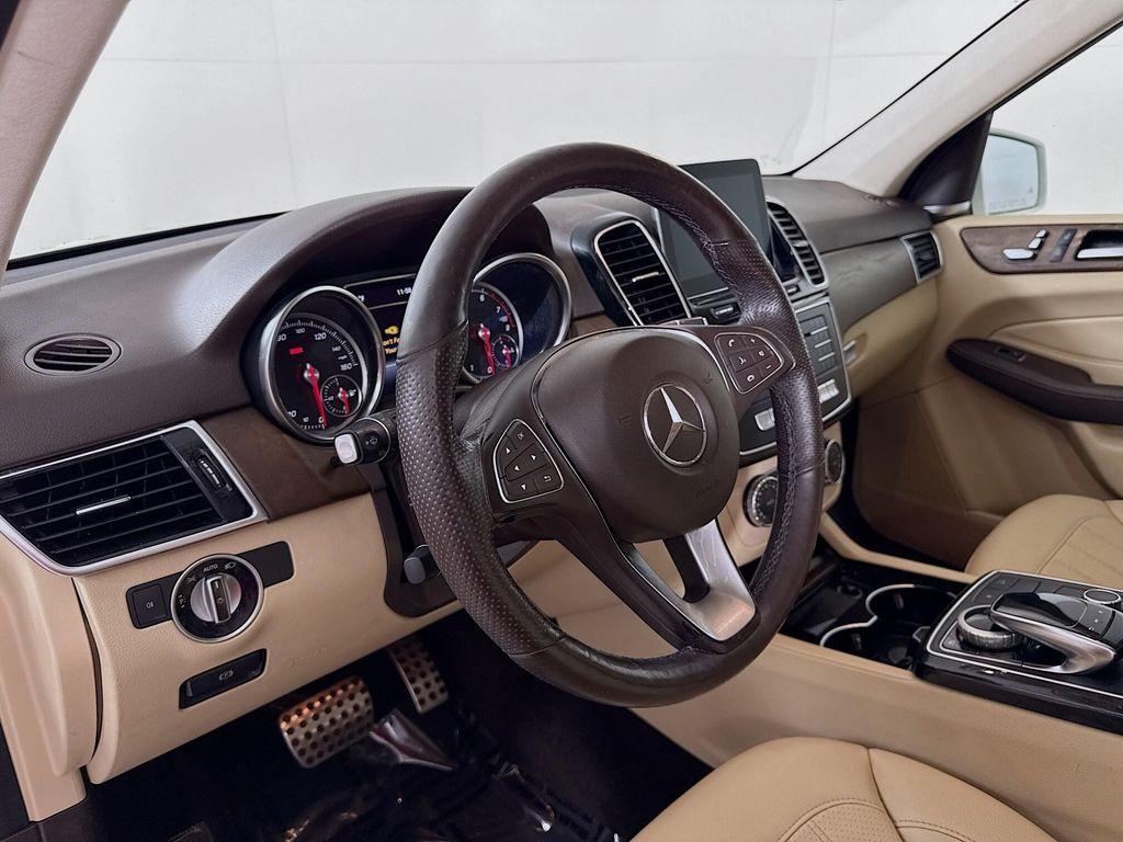 used 2019 Mercedes-Benz GLE 400 car, priced at $20,997