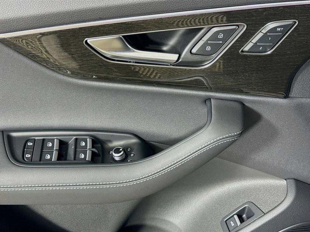 used 2025 Audi Q7 car, priced at $59,987