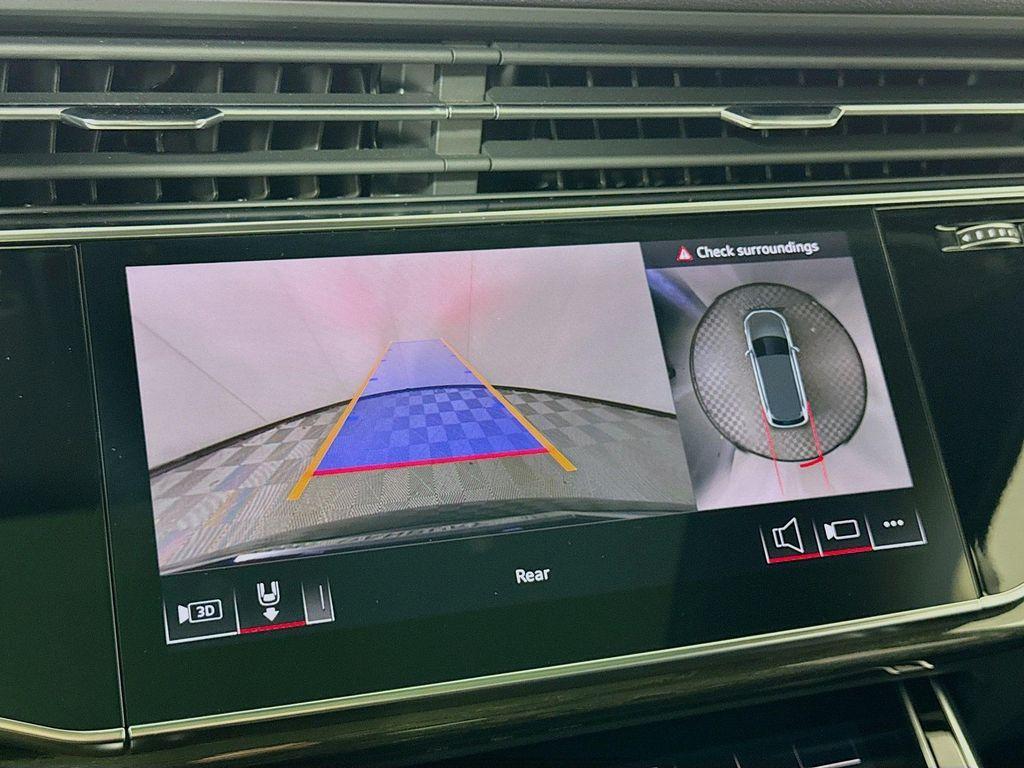 used 2025 Audi Q7 car, priced at $59,987