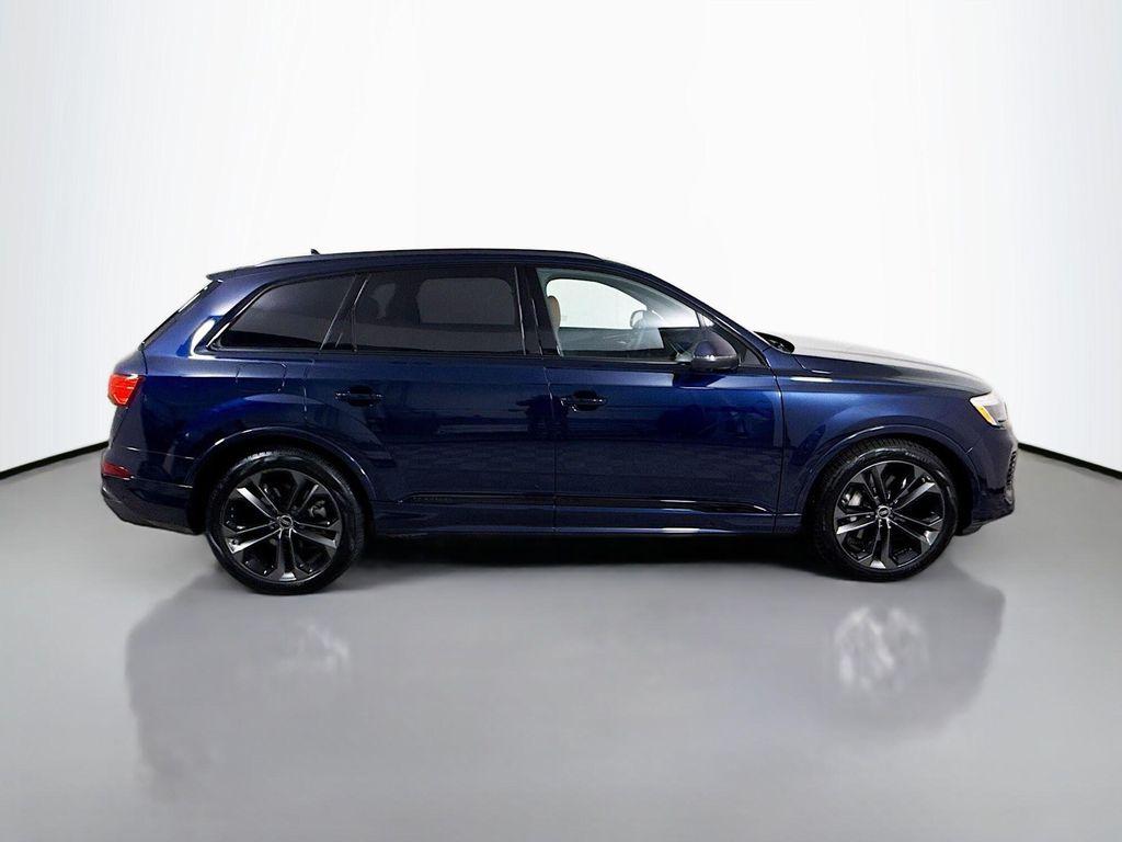 used 2025 Audi Q7 car, priced at $62,997