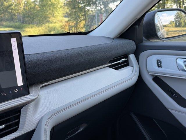 new 2025 Ford Explorer car, priced at $49,315
