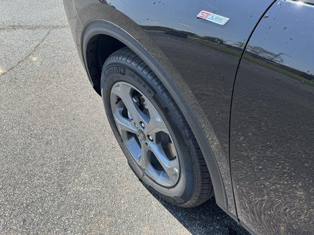 new 2025 Ford Escape car, priced at $30,100