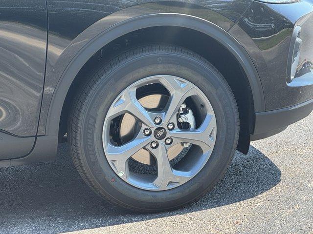 new 2025 Ford Escape car, priced at $30,100