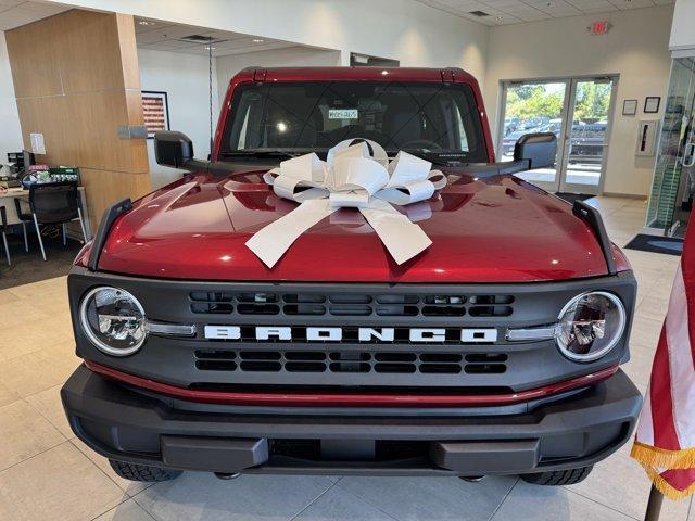 new 2025 Ford Bronco car, priced at $48,335