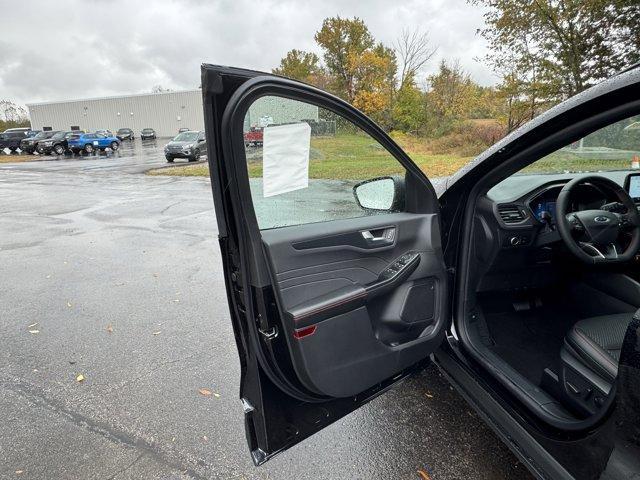 new 2026 Ford Escape car, priced at $33,085