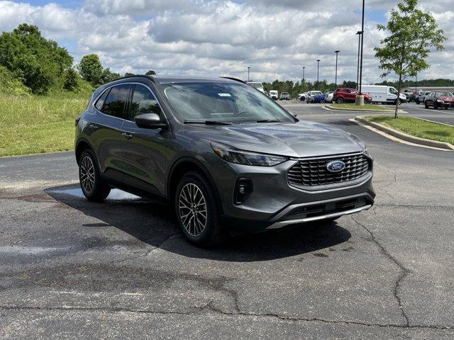 new 2025 Ford Escape PHEV car, priced at $30,753