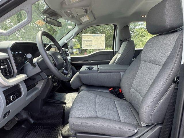 new 2025 Ford F-250 car, priced at $51,140