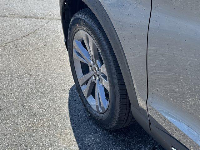 new 2025 Ford Explorer car, priced at $49,315